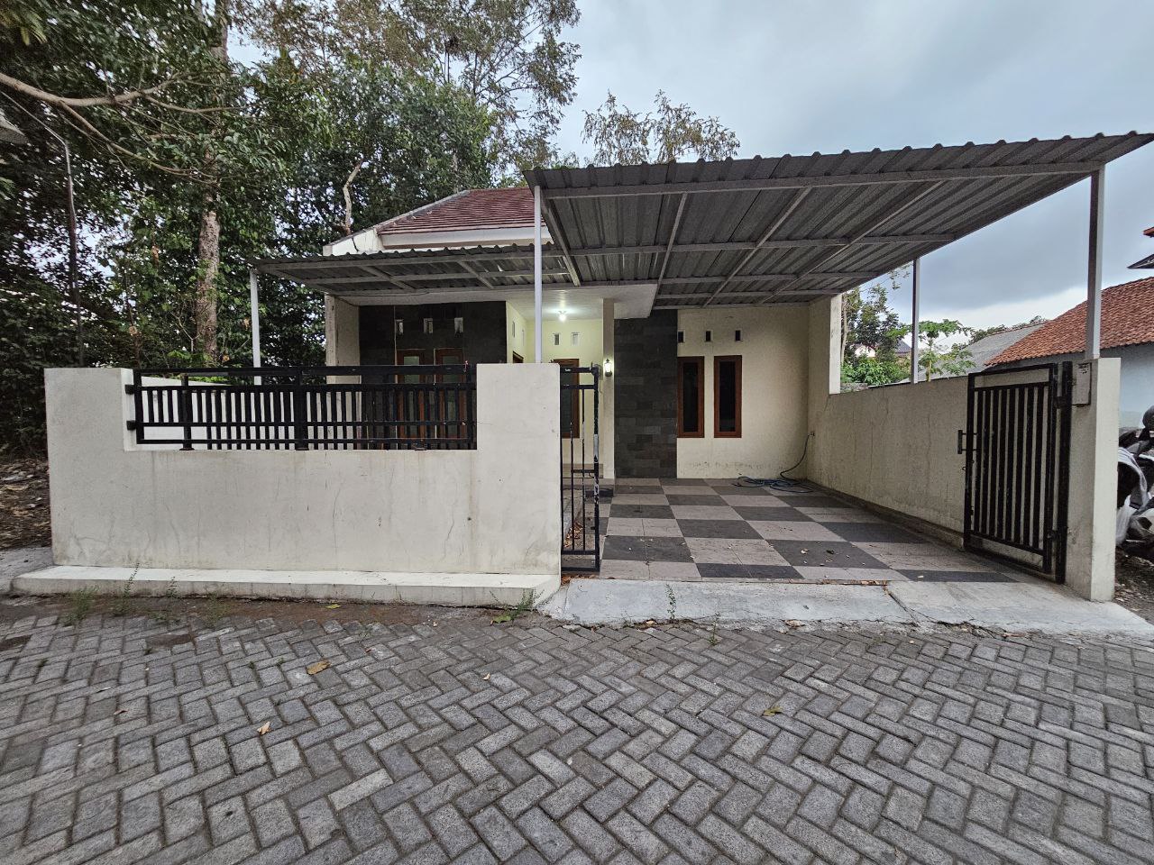 Rumah Dijual di Jogja, Cantik Luas Idaman Keluarga di Utara Stadion ... Cari rumah kost dijual di yogyakarta puri kanindya